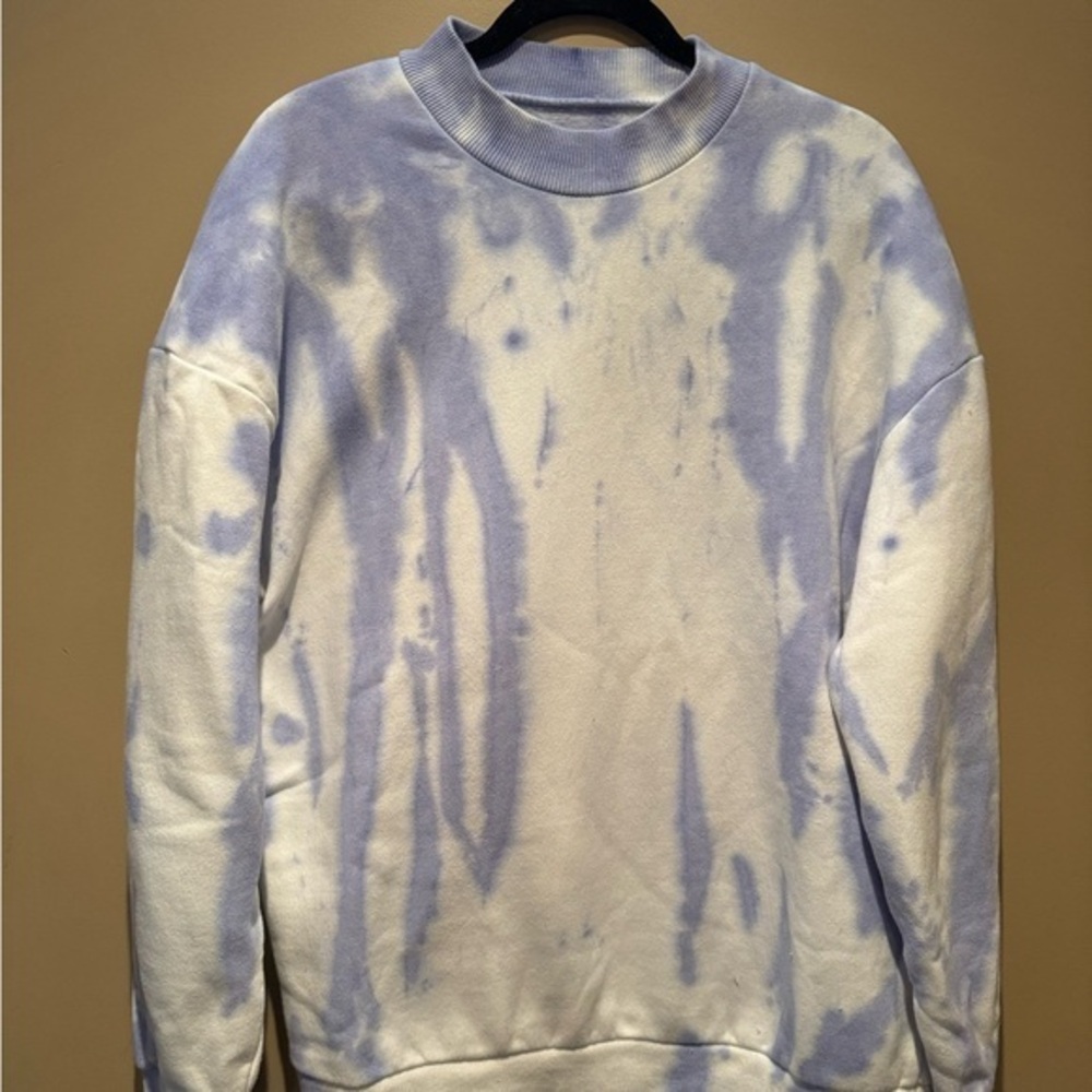 Lavender and White Tie-Dye Sweatshirt